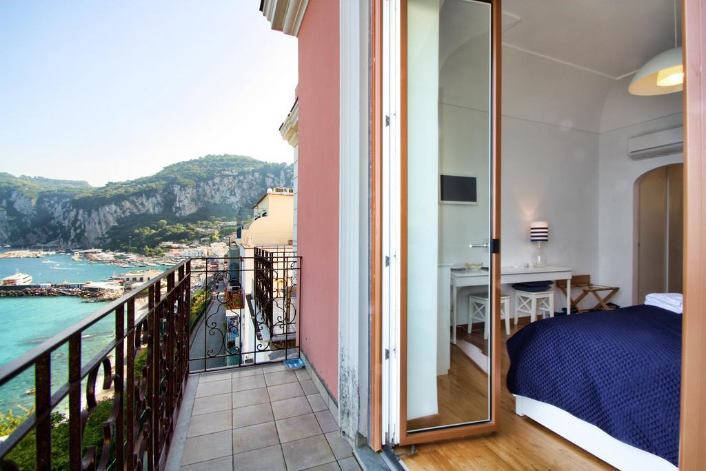 Capri Inn Rum bild