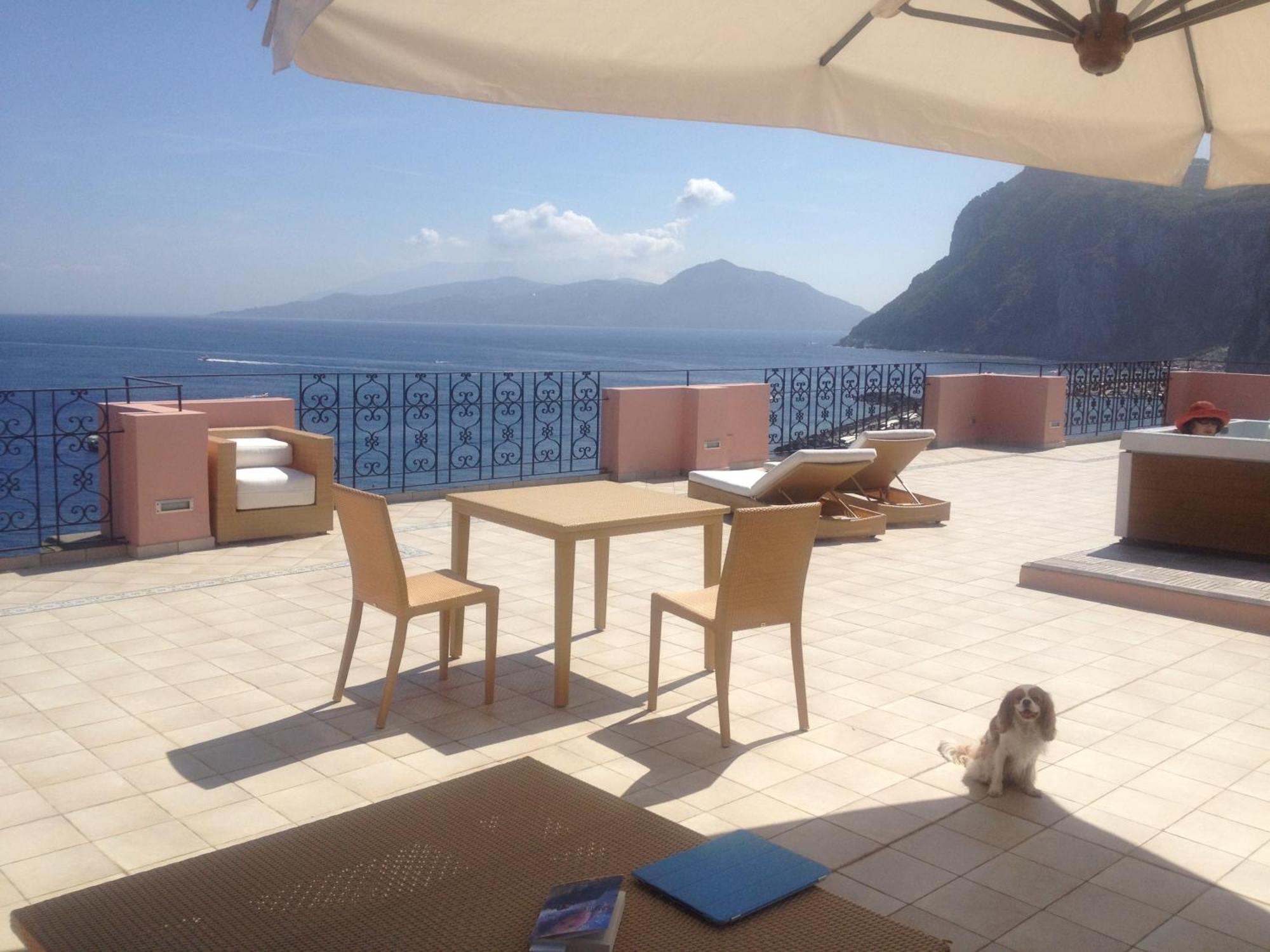 Capri Inn Exteriör bild