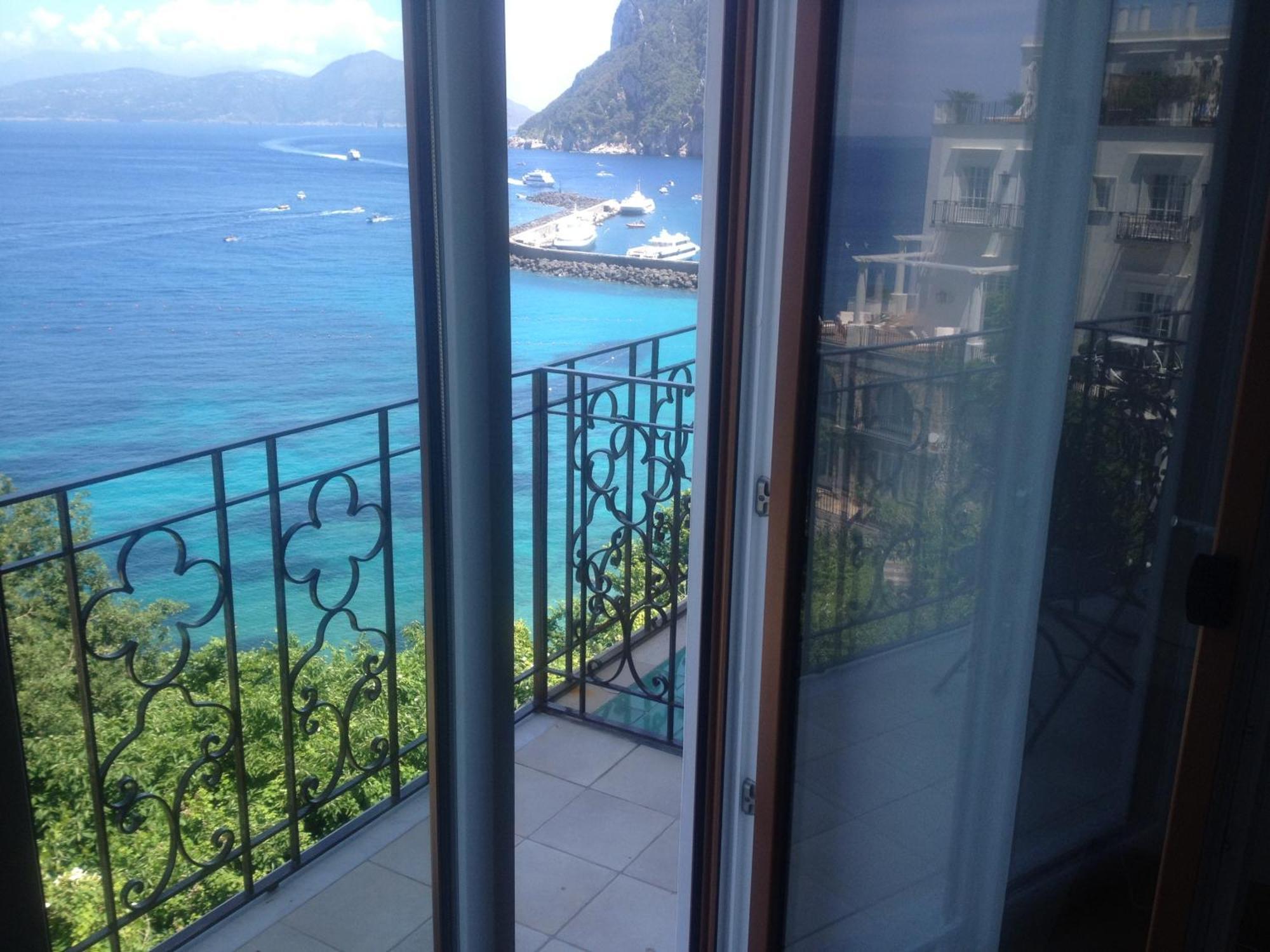 Capri Inn Exteriör bild