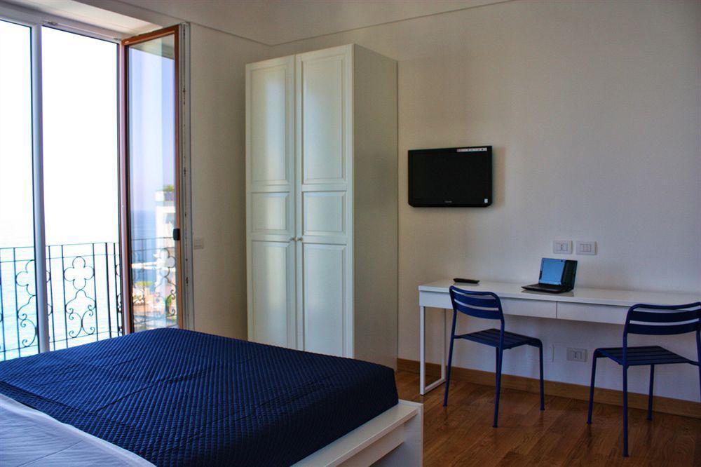 Capri Inn Exteriör bild