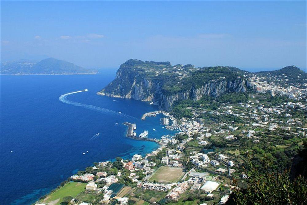 Capri Inn Exteriör bild