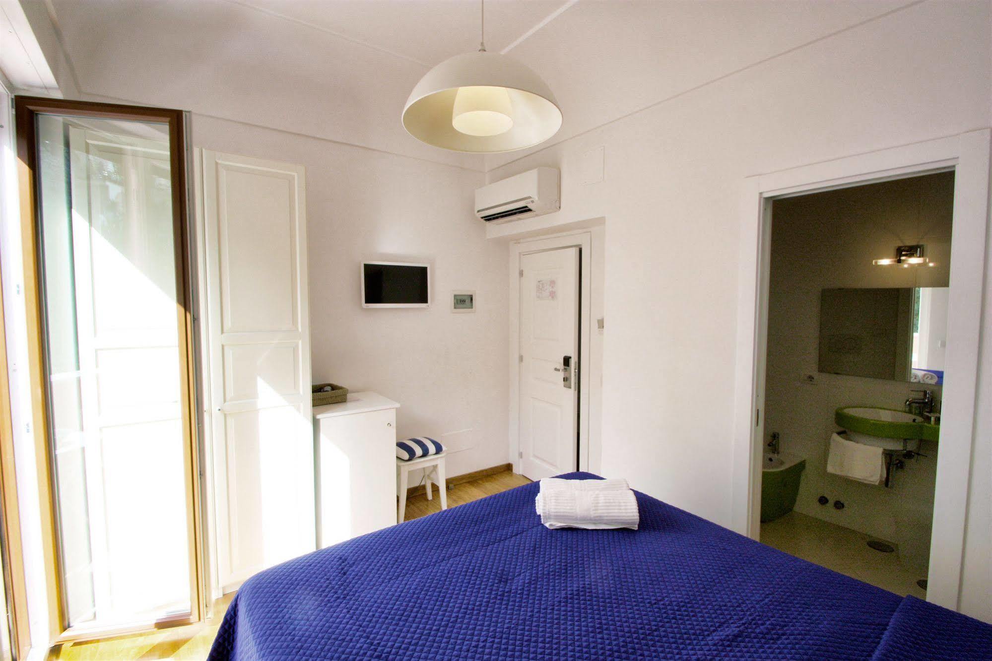 Capri Inn Exteriör bild