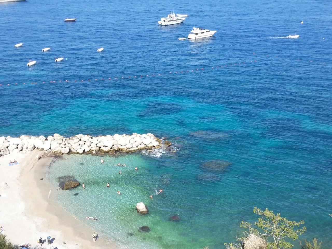 Capri Inn Exteriör bild